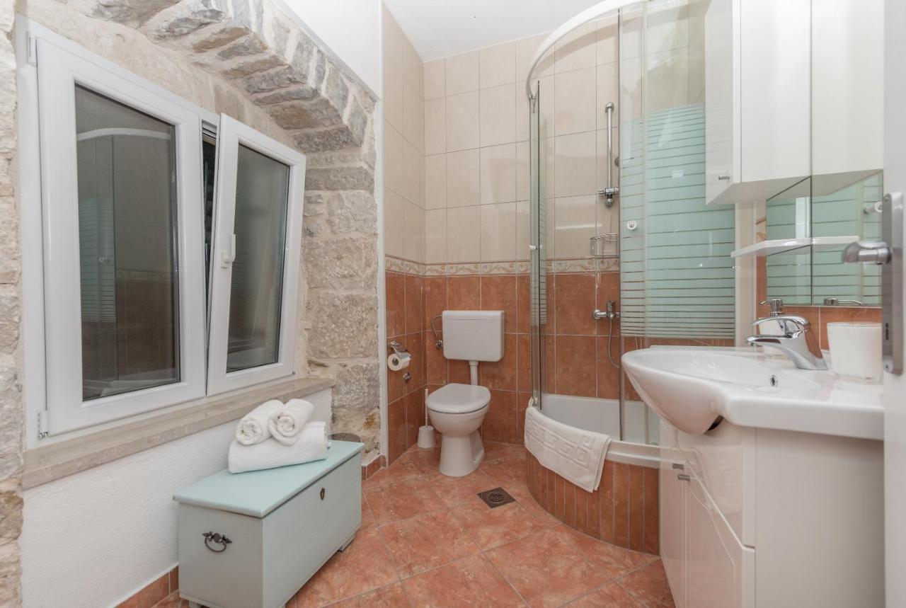 Vila Divna Podgora Bagian luar foto